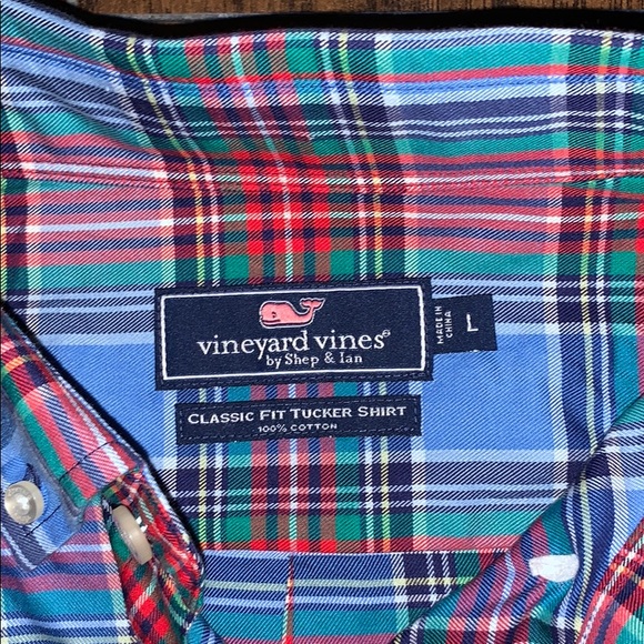 Vineyard Vines button down - Picture 2 of 2